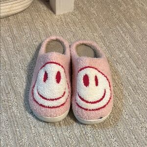 Fuzzy Pink Smiley Face Slippers